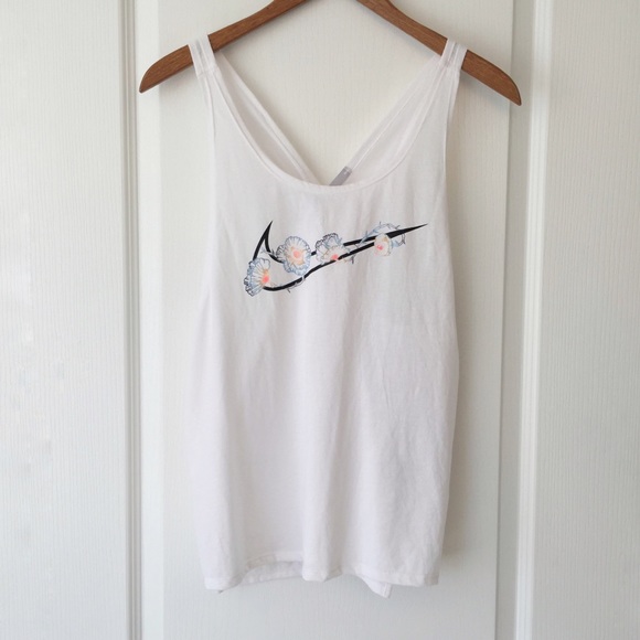 Nike Running Backless Dri-Fit White Tank, Medium - Picture 8 of 14